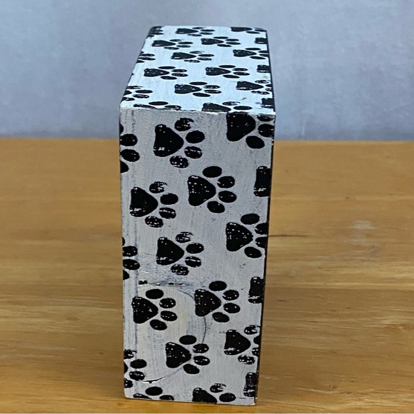 4 inch square decorative box: Yes I Really Do Need All These Cats - Picture 4 of 6